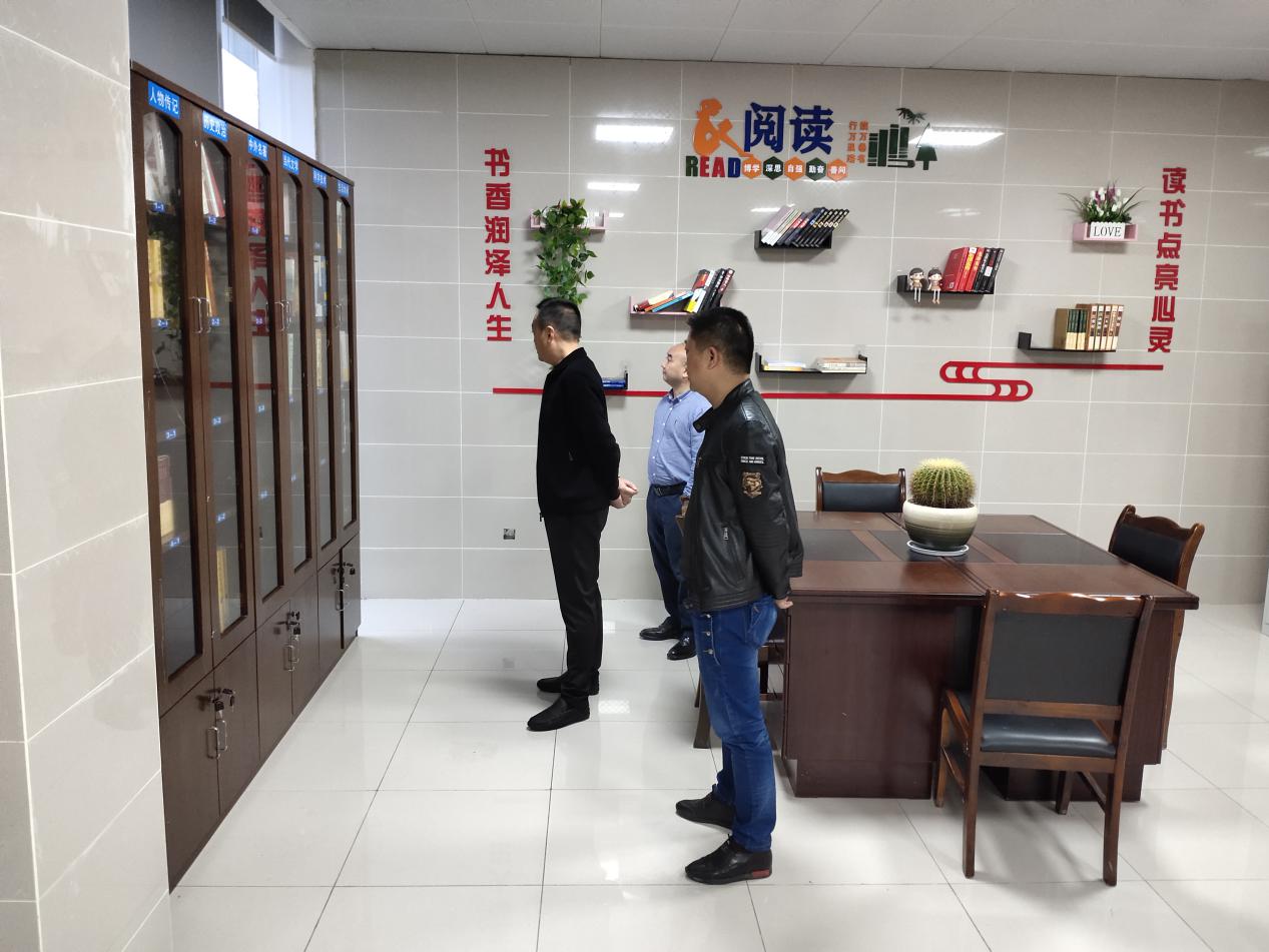 公司領(lǐng)導到菜壩水廠(chǎng)開(kāi)展黨風(fēng)廉潔建設和作風(fēng)大整頓檢查